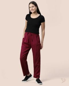 Twin Birds Women Viscose Kurti Pant Mehandi Maroon