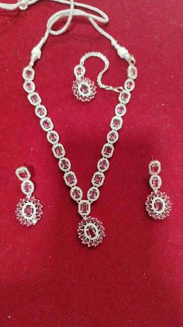 Chain And Earing Set