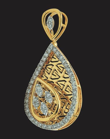 Diamond Women Pendant In 18Kt Yellow Gold with Diamonds (6.465 Gm)