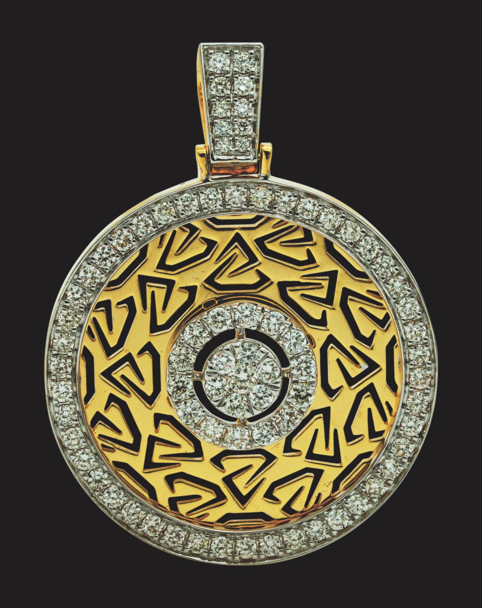 Diamond Men Pendant In 18Kt Yellow Gold with Diamonds (6.455 Gm)