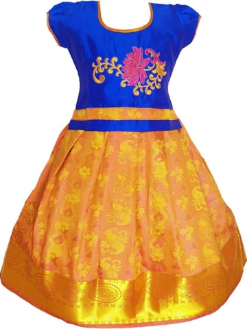 Girls Lehenga Choli / Pattu Pavadai Embose Rose 1