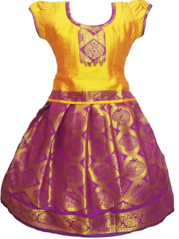 Girls Lehenga Choli / Pattu Pavadai Jacquard 926SP