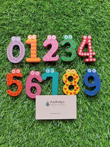 Wooden Numbers Magnets (0-9)