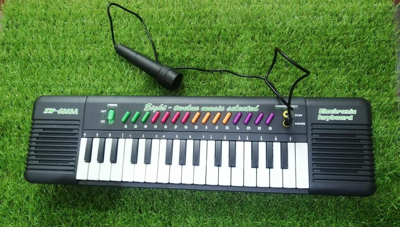 Kid's 32 Keys Organ Piano Keyboard with Mic Musical Toy Best Quality (Battery Operated)